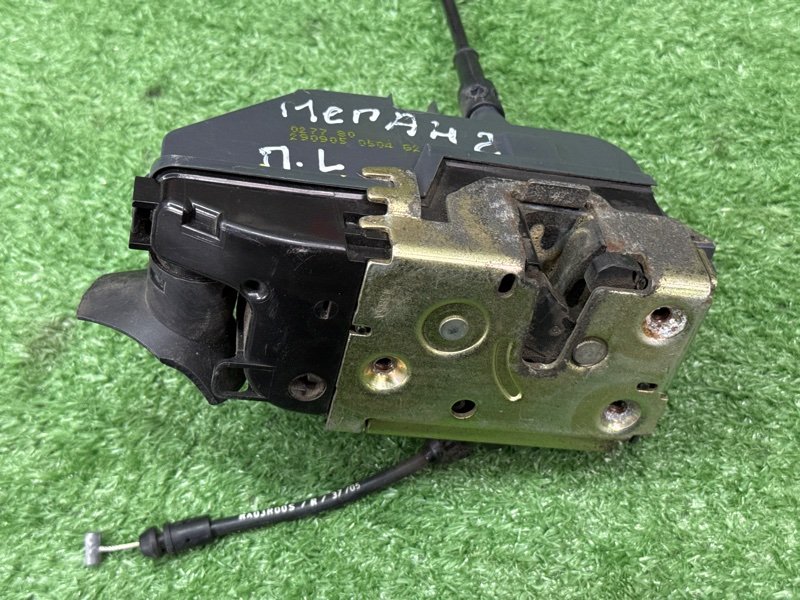 Замок двери Renault Megane 2