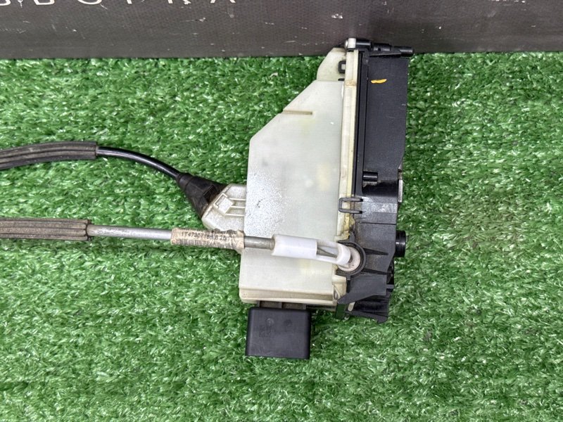 Замок двери Citroen C 4