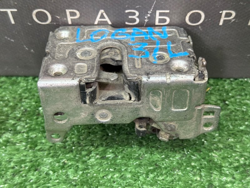 Замок двери Renault Logan