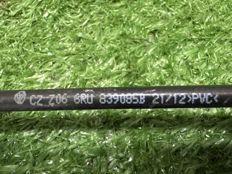 Замок двери Volkswagen Polo 5