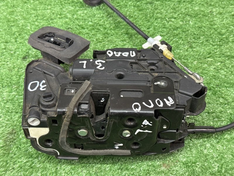 Замок двери Volkswagen Polo 5