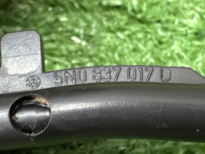 Замок двери Volkswagen Polo 5