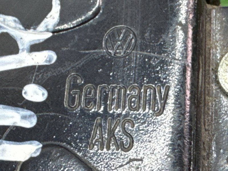 Замок двери Skoda Octavia A4