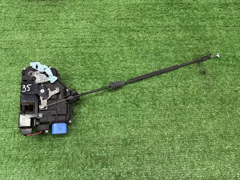 Замок двери Skoda Octavia A5