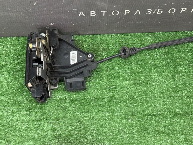 Замок двери Skoda Fabia 1 MK1