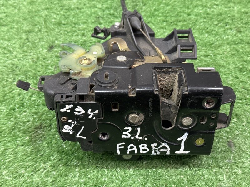 Замок двери Skoda Fabia 1 MK1