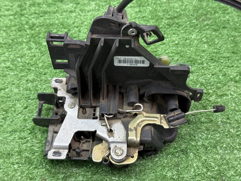 Замок двери Skoda Fabia 1 MK1