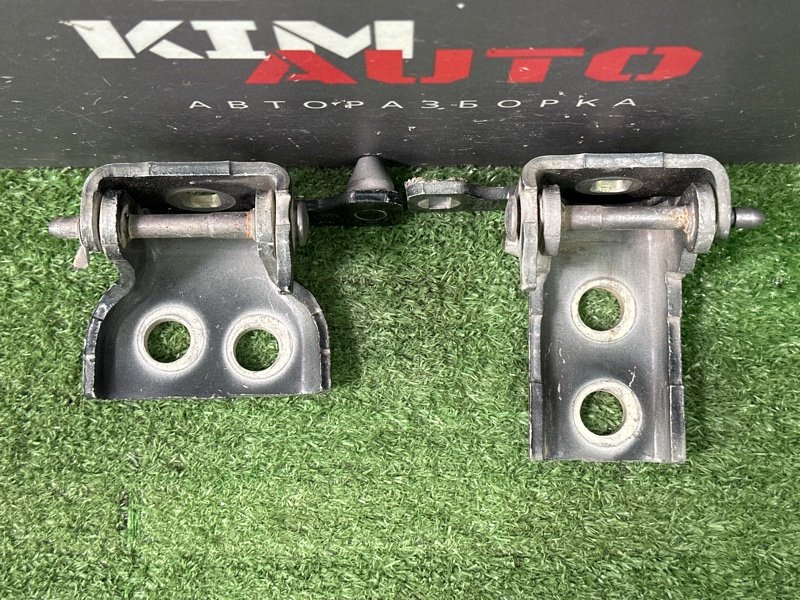 Петли двери Peugeot 308