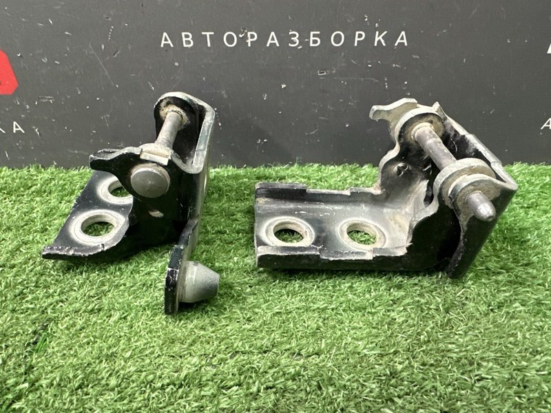 Петли двери Peugeot 308