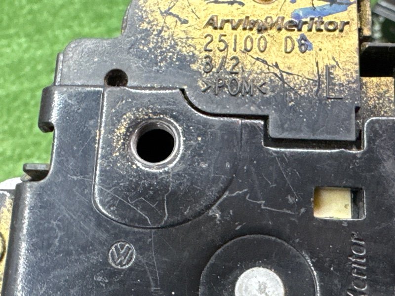 Замок двери Skoda Fabia 1 MK1