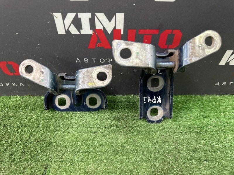 Петли двери Chevrolet Cruze