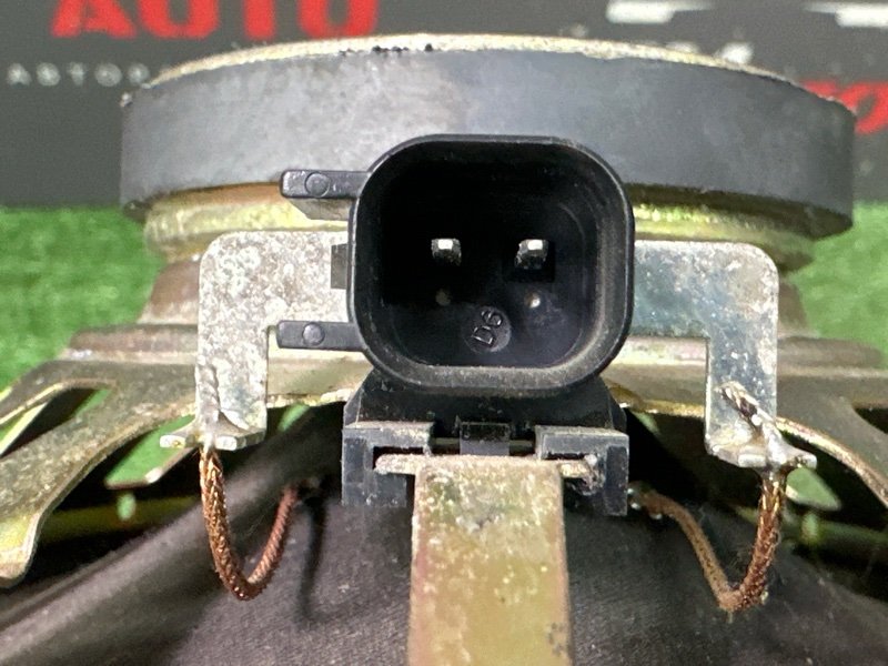 Динамик штатный Ford Fiesta