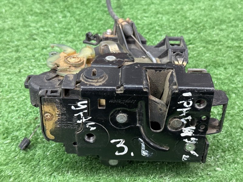 Замок двери Skoda Fabia 1 MK1