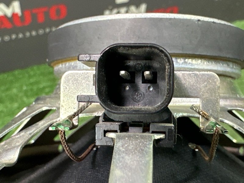 Динамик штатный Ford Fiesta