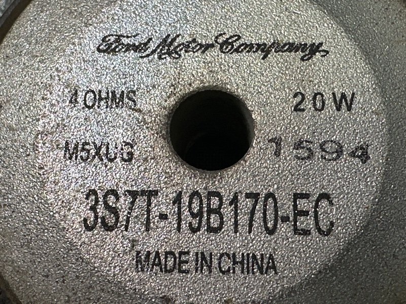 Динамик штатный Ford Mondeo 3