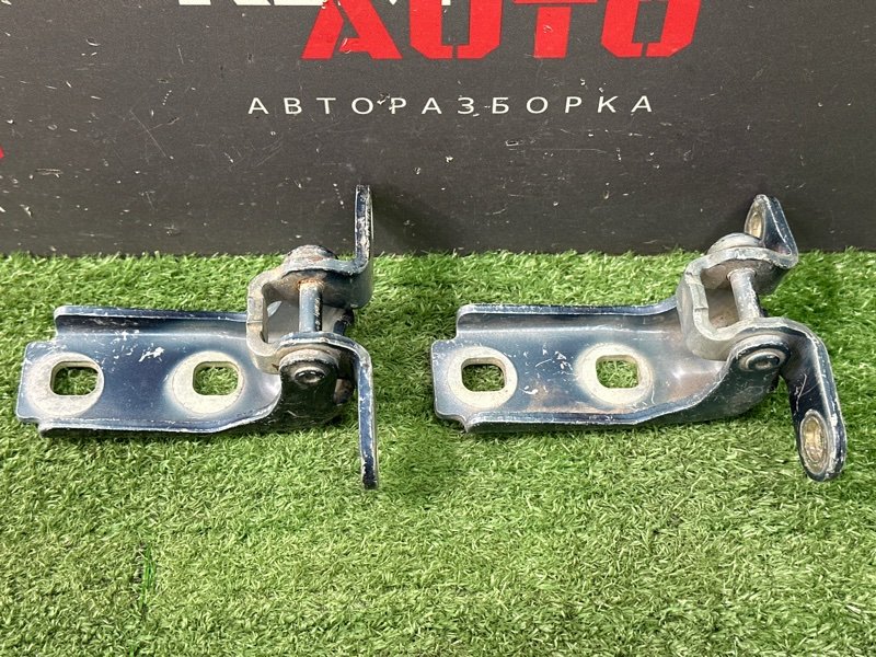 Петли двери Chevrolet Cruze