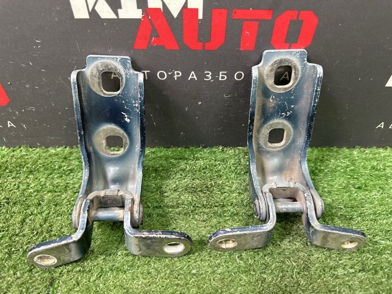 Петли двери Chevrolet Cruze