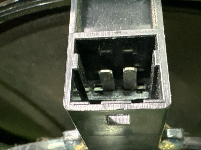 Динамик штатный Kia Ceed 1