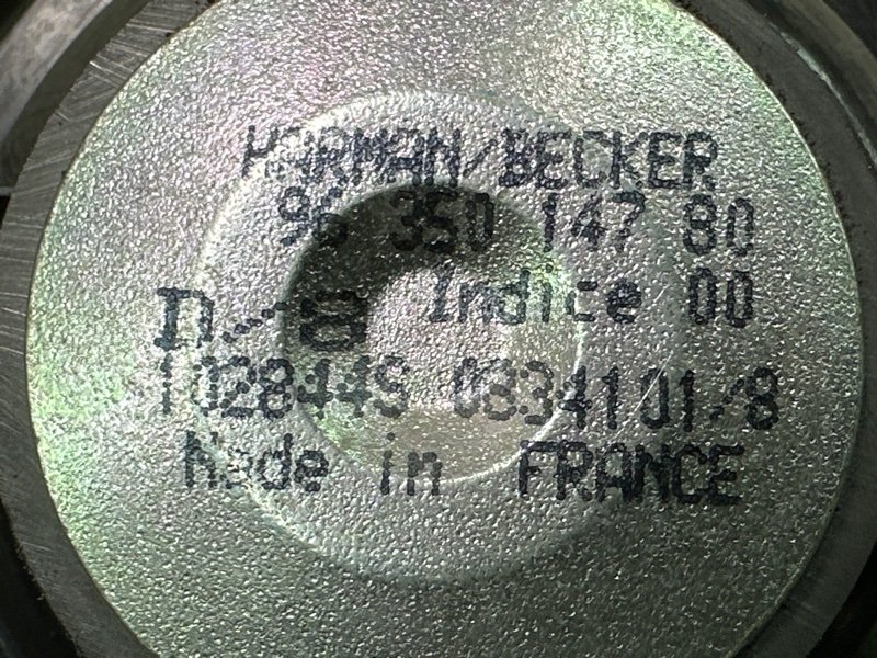 Динамик штатный Peugeot 308