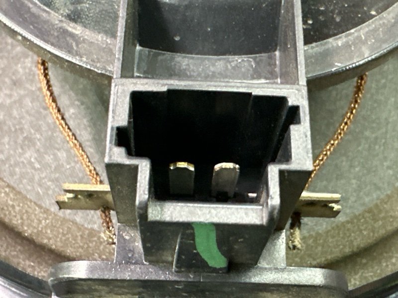 Динамик штатный Peugeot 308