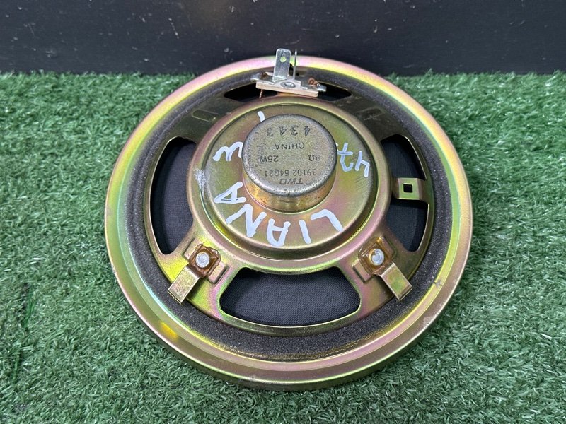 Динамик штатный Suzuki Liana