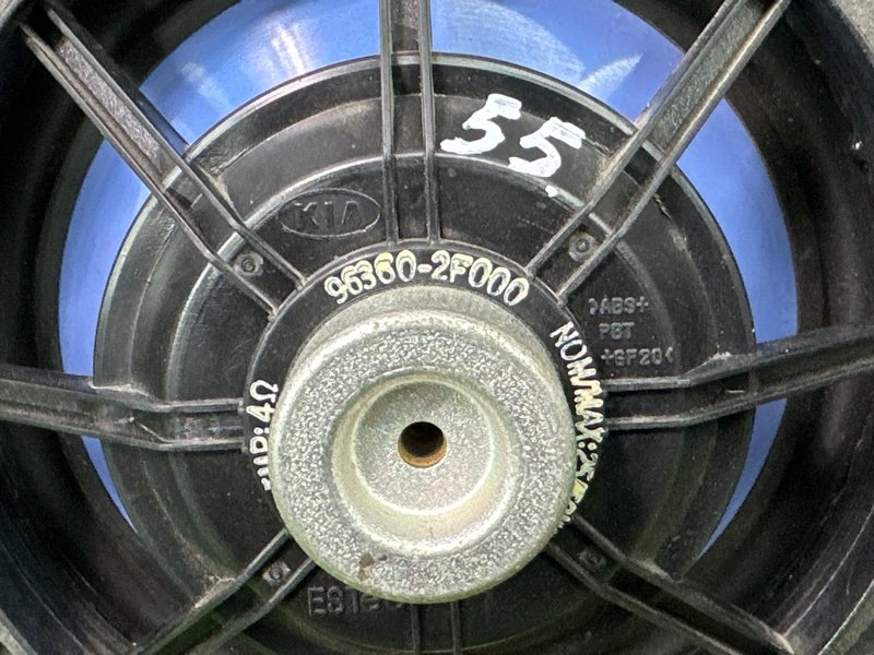 Динамик штатный Kia Cerato 1