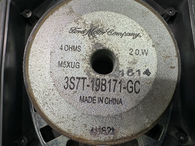 Динамик штатный Ford Mondeo 3