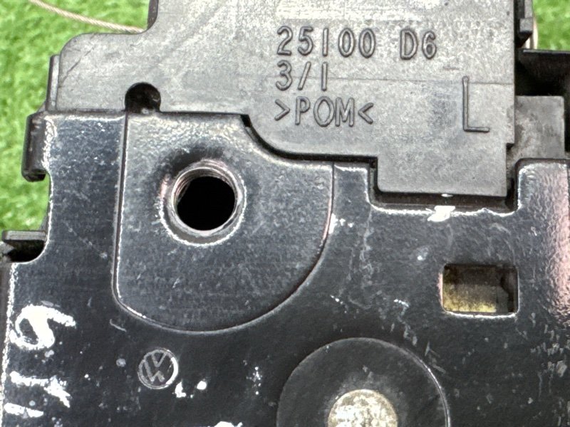 Замок двери Skoda Octavia A5