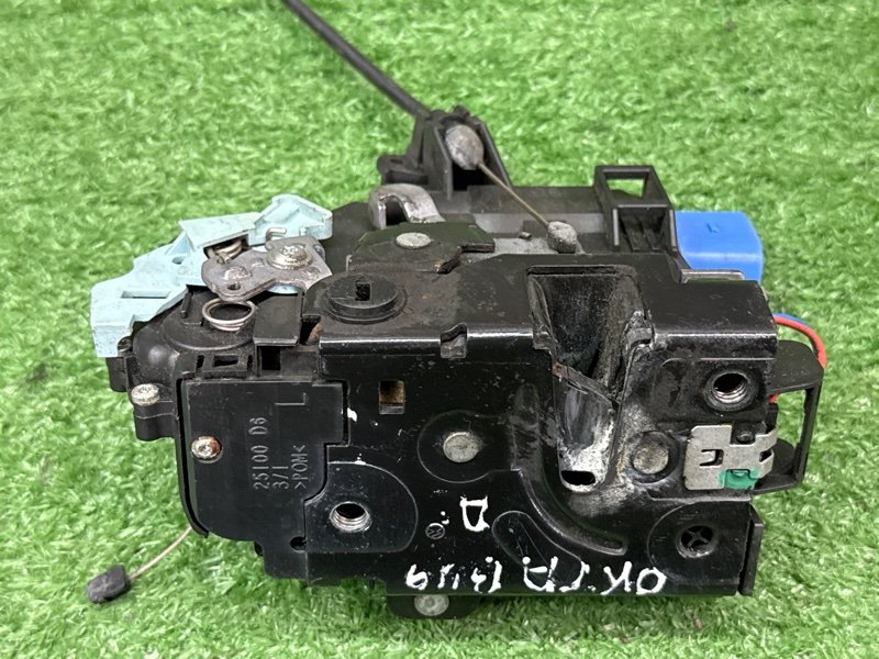 Замок двери Skoda Octavia A5