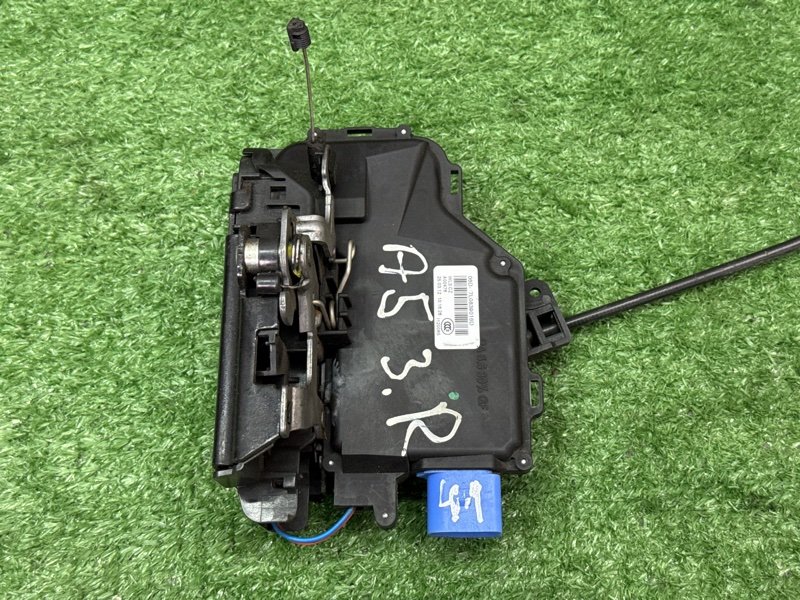 Замок двери Skoda Octavia A5