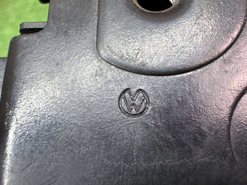 Замок двери Skoda Fabia 2