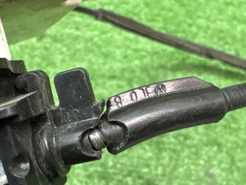 Замок двери Skoda Fabia 2