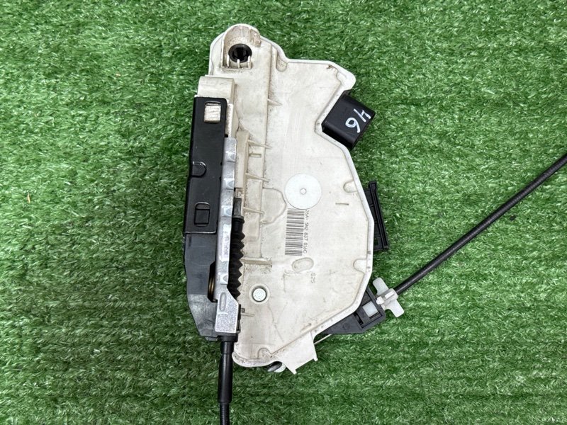 Замок двери Skoda Fabia 2