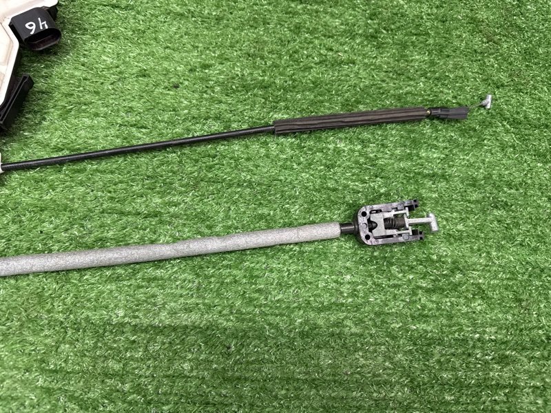 Замок двери Skoda Fabia 2