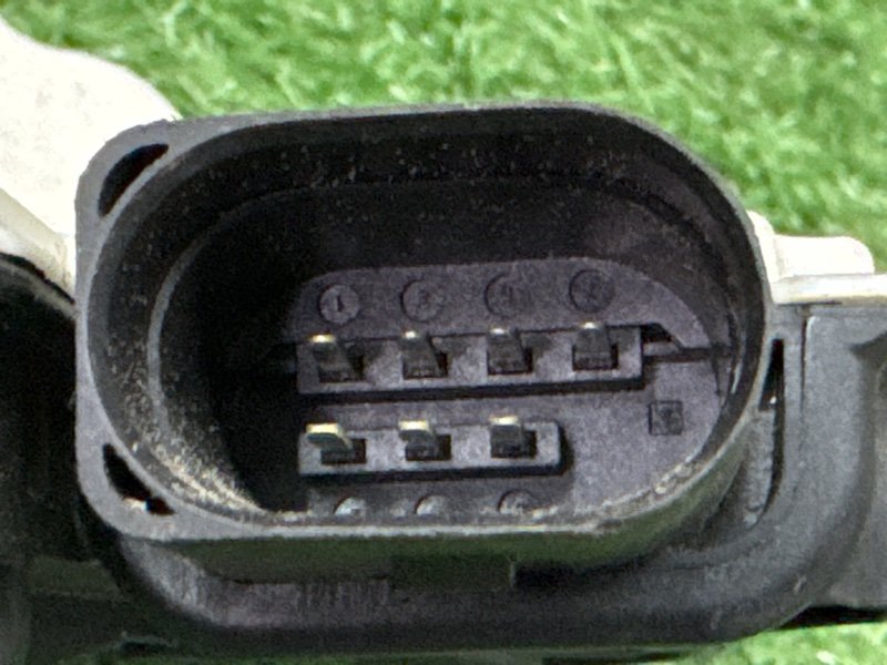 Замок двери Skoda Fabia 2