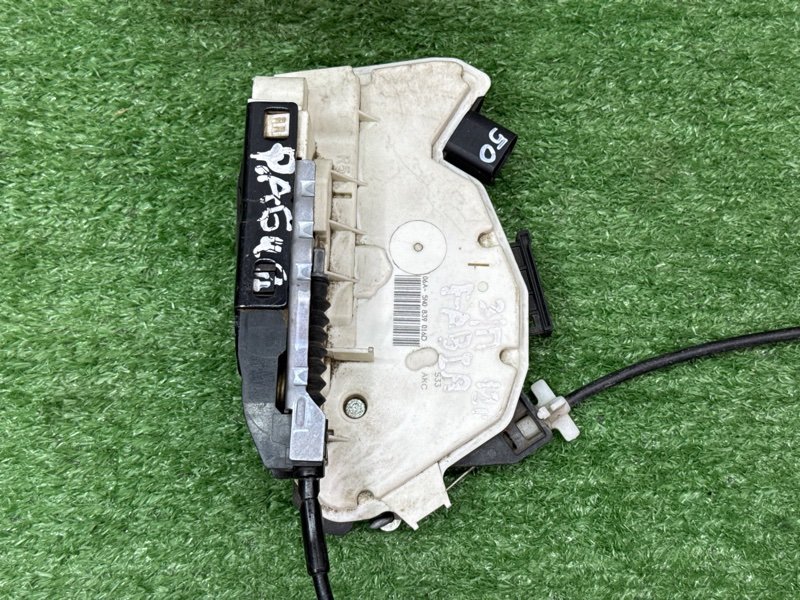 Замок двери Skoda Fabia 2