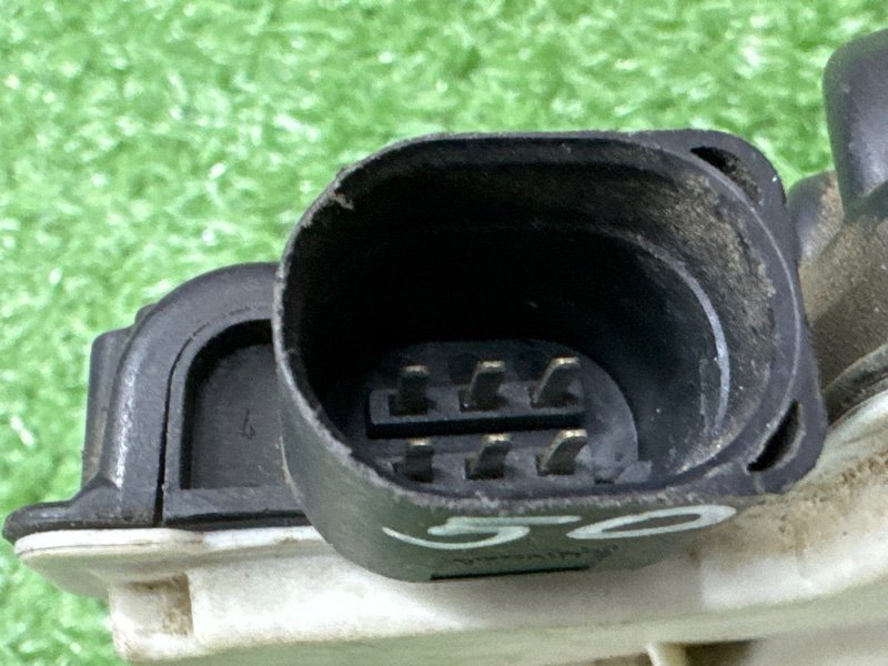 Замок двери Skoda Fabia 2