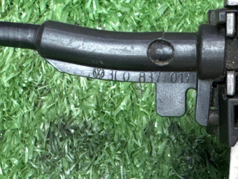 Замок двери Skoda Fabia 2