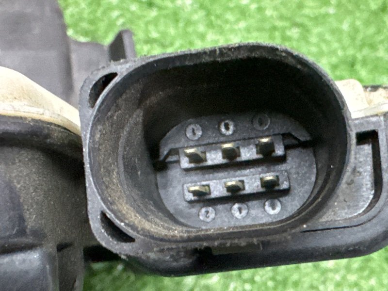 Замок двери Skoda Fabia 2