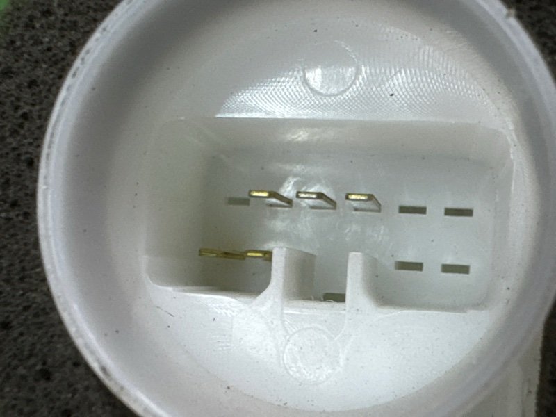 Замок двери Mitsubishi Outlander