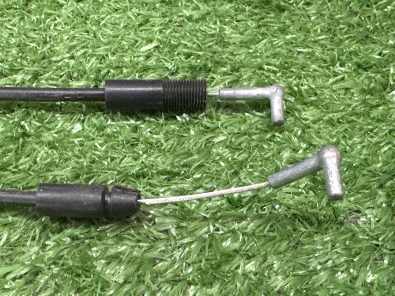 Замок двери Mitsubishi Outlander XL