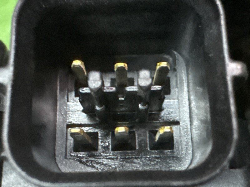 Замок двери Mitsubishi Outlander XL