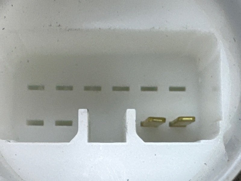 Замок двери Mitsubishi Outlander XL