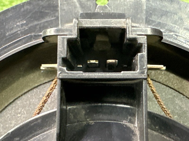 Динамик Peugeot 308