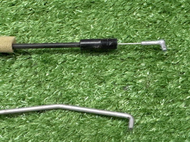 Замок двери Mitsubishi Lancer 9