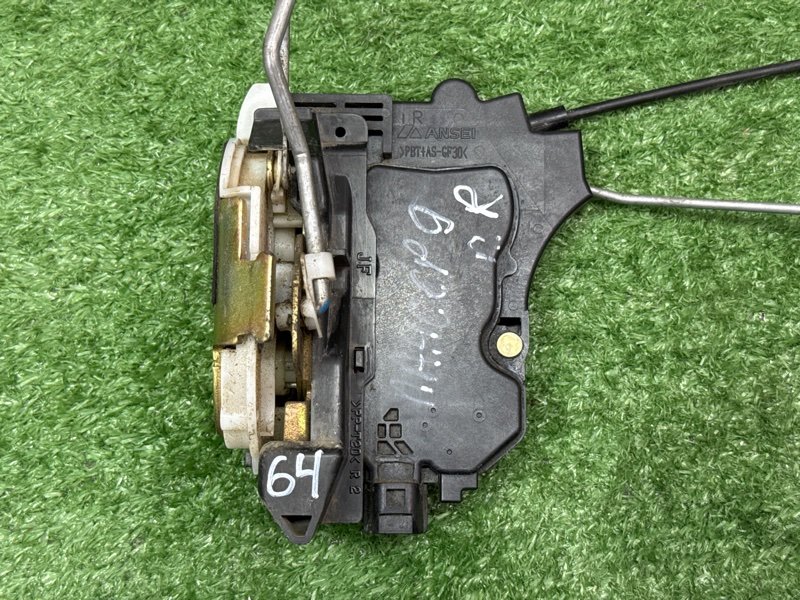 Замок двери Mitsubishi Lancer 9