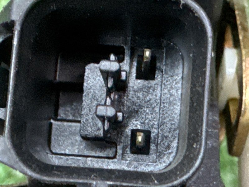 Замок двери Mitsubishi Lancer 9