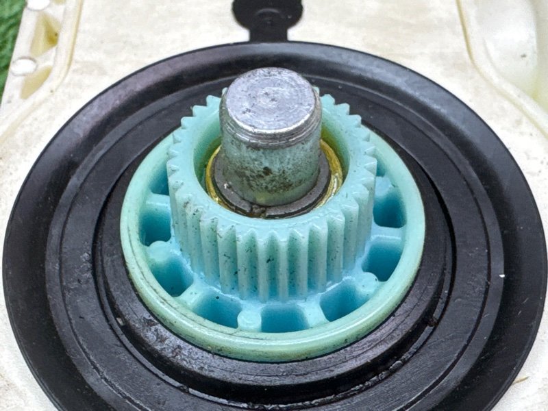 Мотор стеклоподъемника Skoda Octavia A5