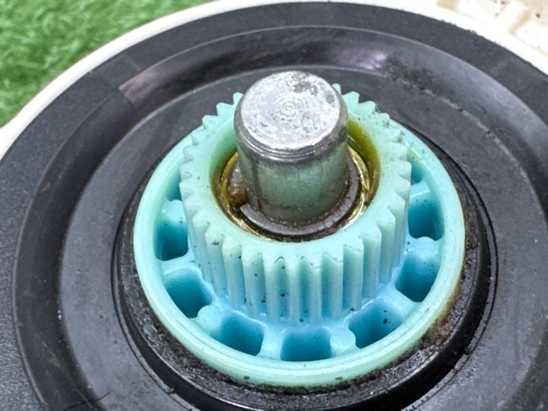 Мотор стеклоподъемника Skoda Octavia A5