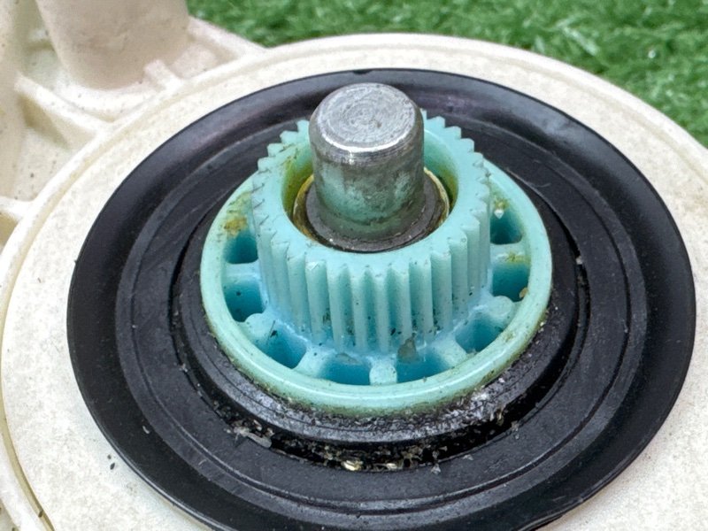 Мотор стеклоподъемника Skoda Octavia A5